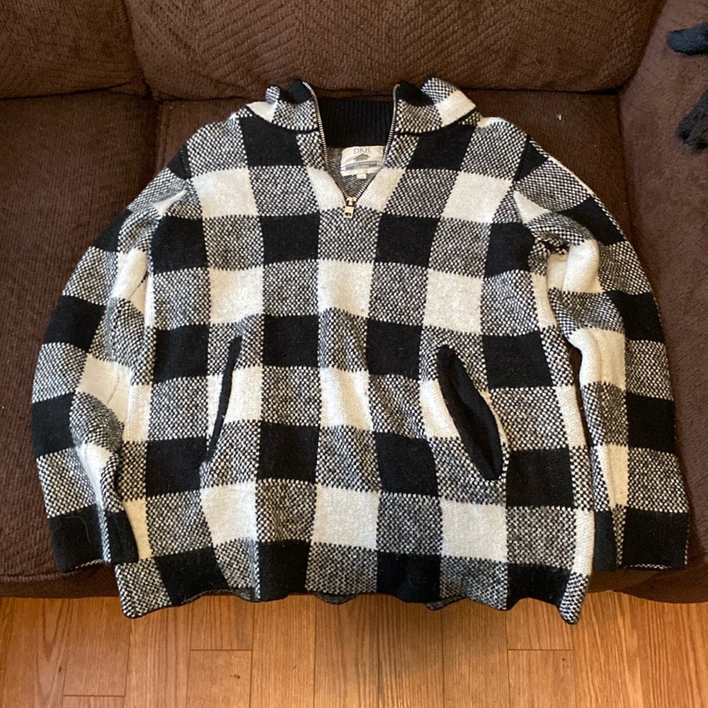 Knit sweater